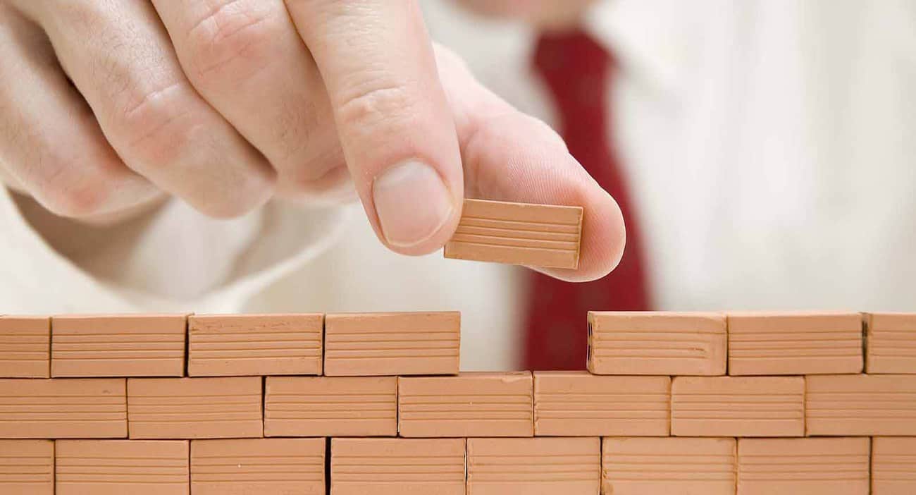 What Can a Party Wall Delay Actually Cost a Project Huntingdon?